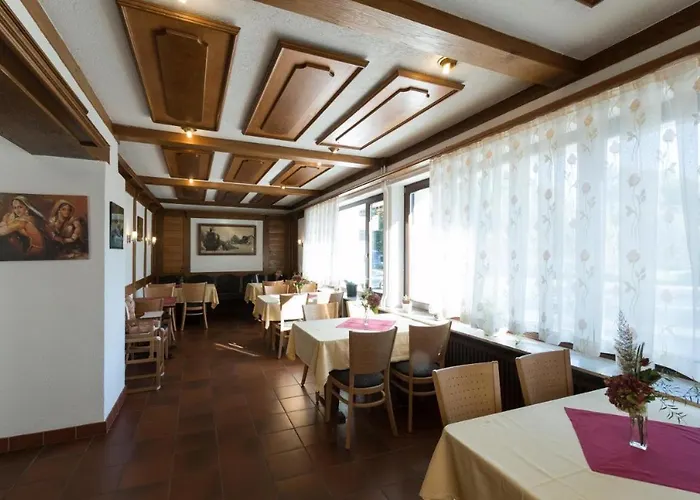 Zum Kuehlengrund & Soultans Paradise ホテル Brensbach