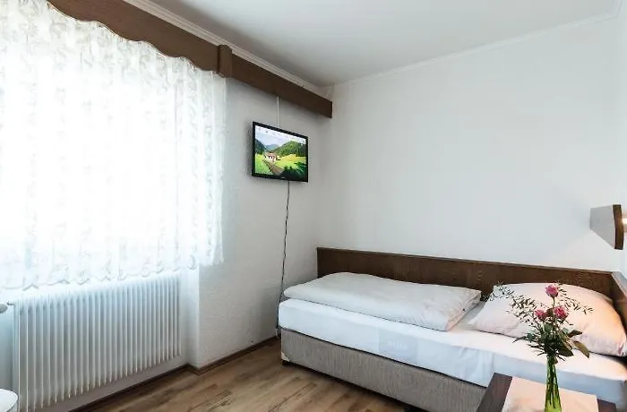 ホテル Zum Kuehlengrund & Soultans Paradise *