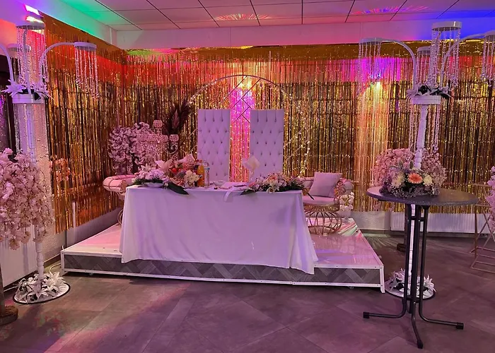 Zum Kuehlengrund & Soultans Paradise ホテル